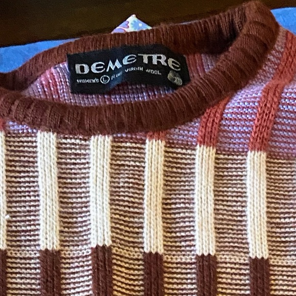 Demetre Vintage Wool Sweater - Picture 7 of 7